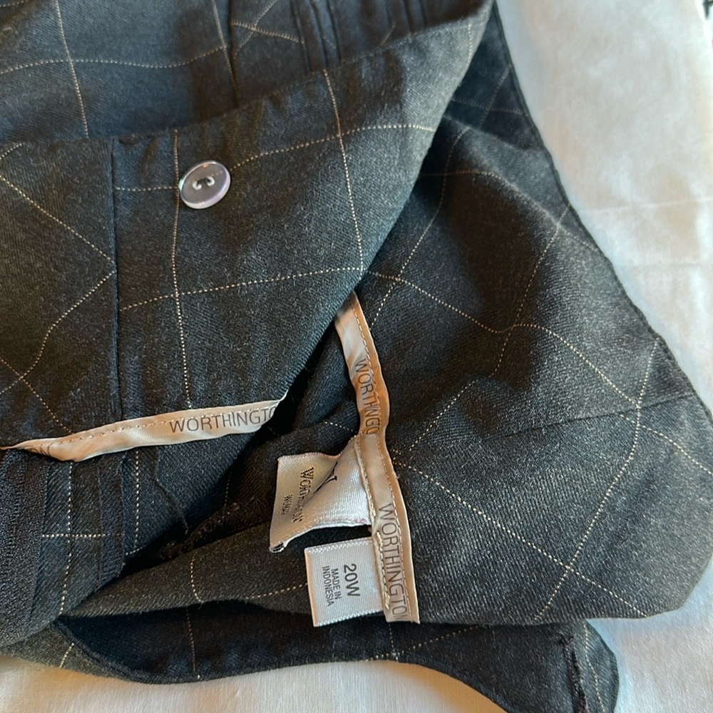 Worthington 20w New W/O tags gray dress pants